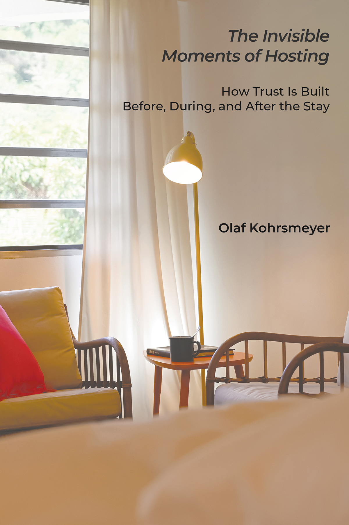 Book cover of “The Invisible Moments of Hosting” about trust and guest experience